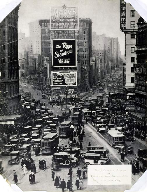 new york city times square black and white. New York in Black and White