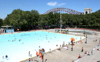 Astoria Park Pool